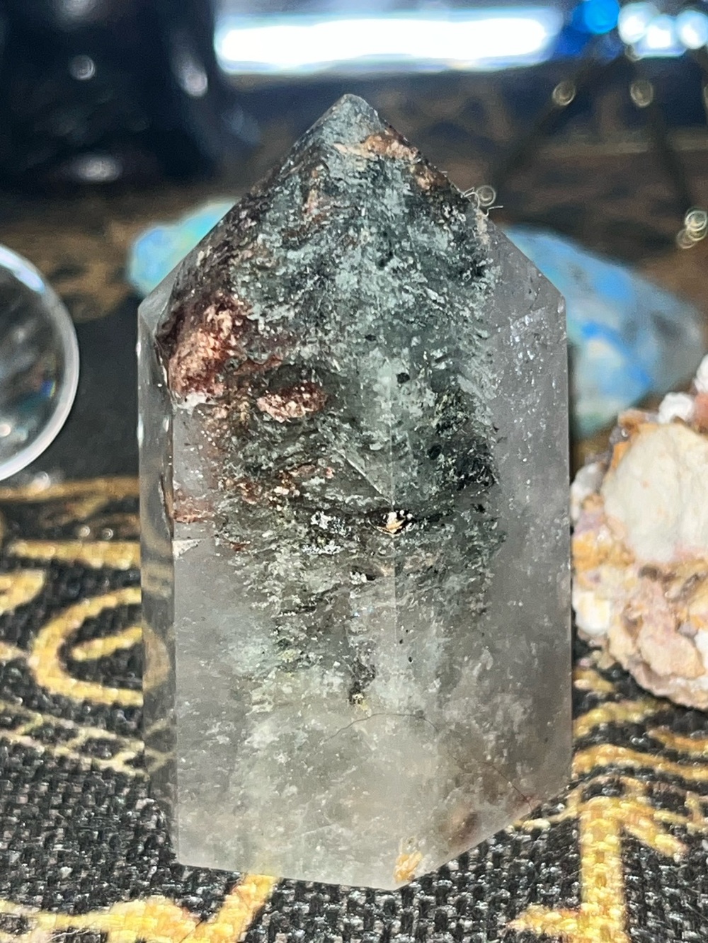 Thousand Layers Garden Quartz Tower